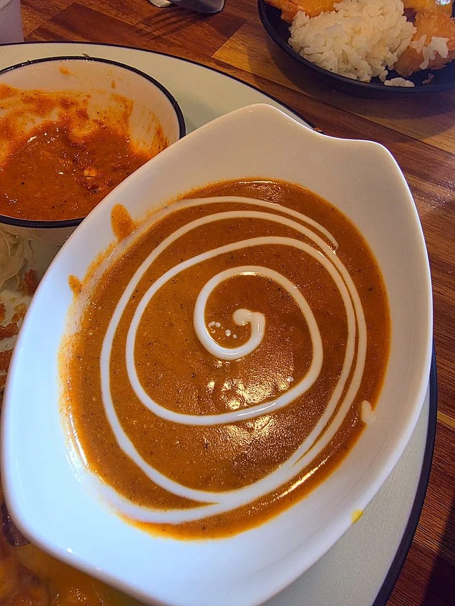Cold udon noodles with toppings