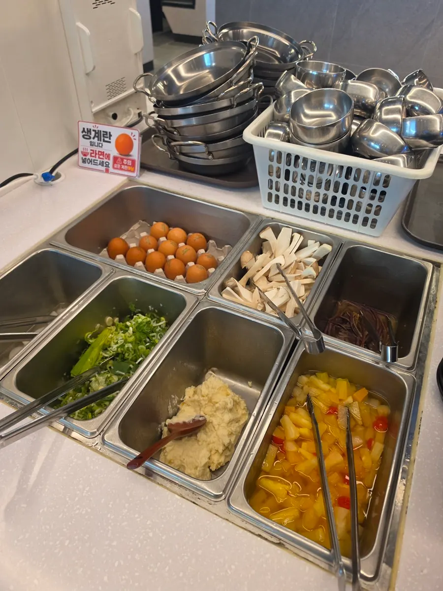 Meat and self-service bar selection