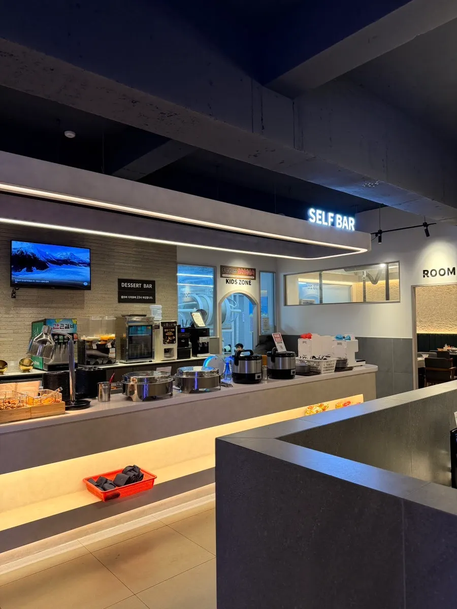 Seating inside Gankeun Galbi Seongseo Branch