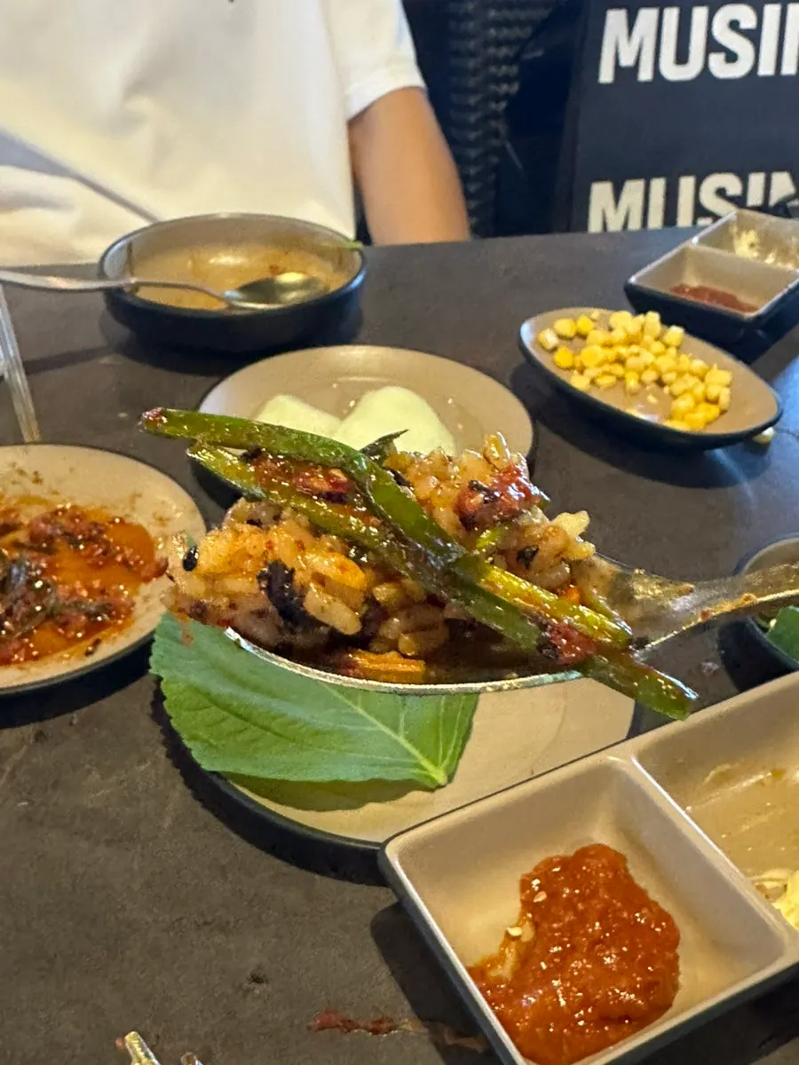 Fried rice wrapped with perilla leaves and mayonnaise