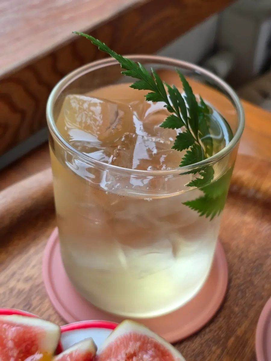 A glass of iced lemon myrtle tea at 5to7