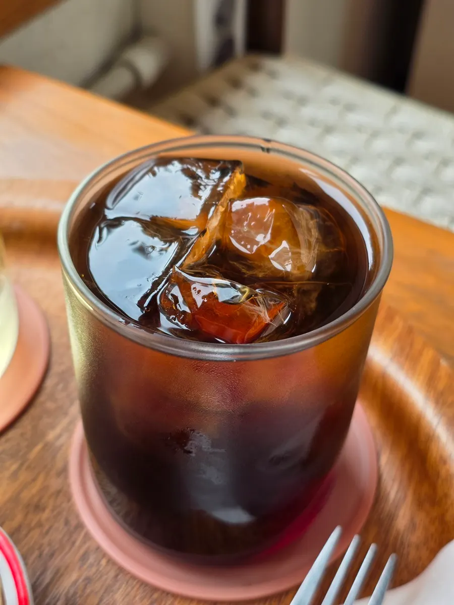 Dutch cold brew americano paired with the soufflé at 5to7