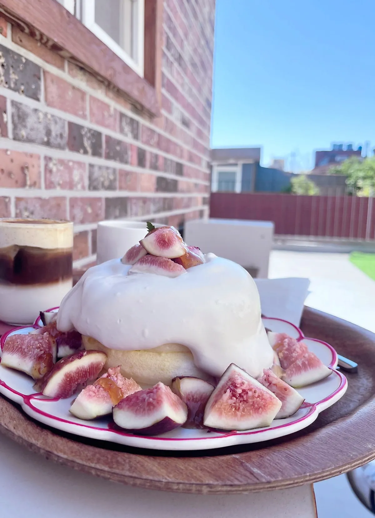 Signature photo of the seasonal fig soufflé at 5to7 Seongsu Main Branch