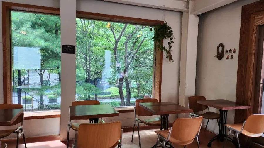Green Seoul Forest view from the 2nd floor of 5to7 Seongsu Main Branch