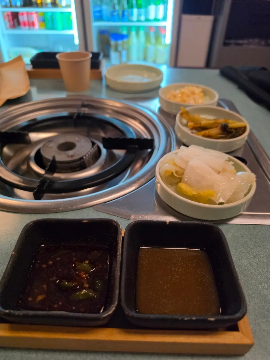 Banchan and sauces at Seongsu AGU