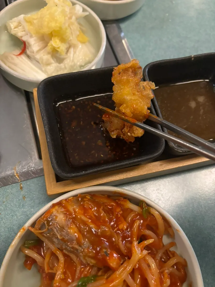 Spicy agu-jjim and fried tripe combination
