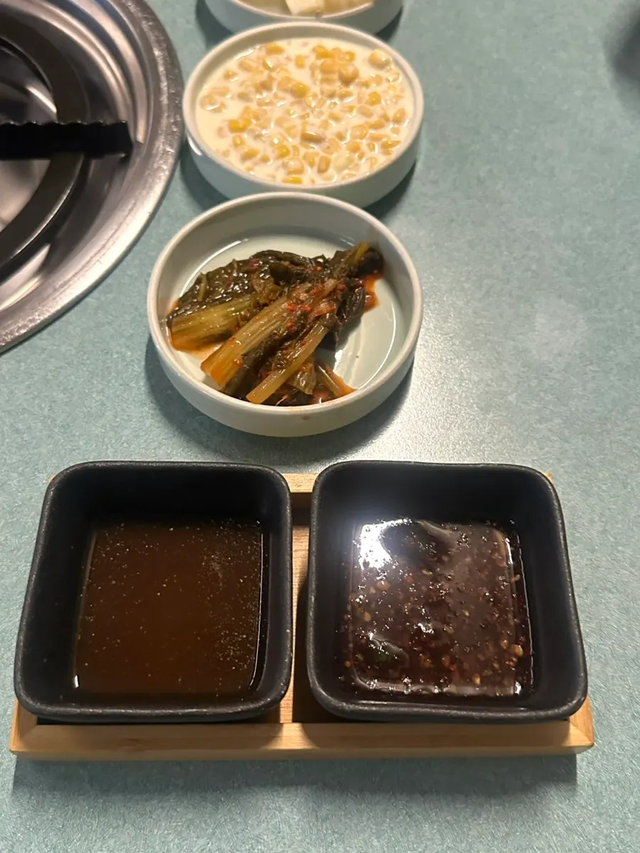 Two dipping sauces for fried tripe and agu-jjim