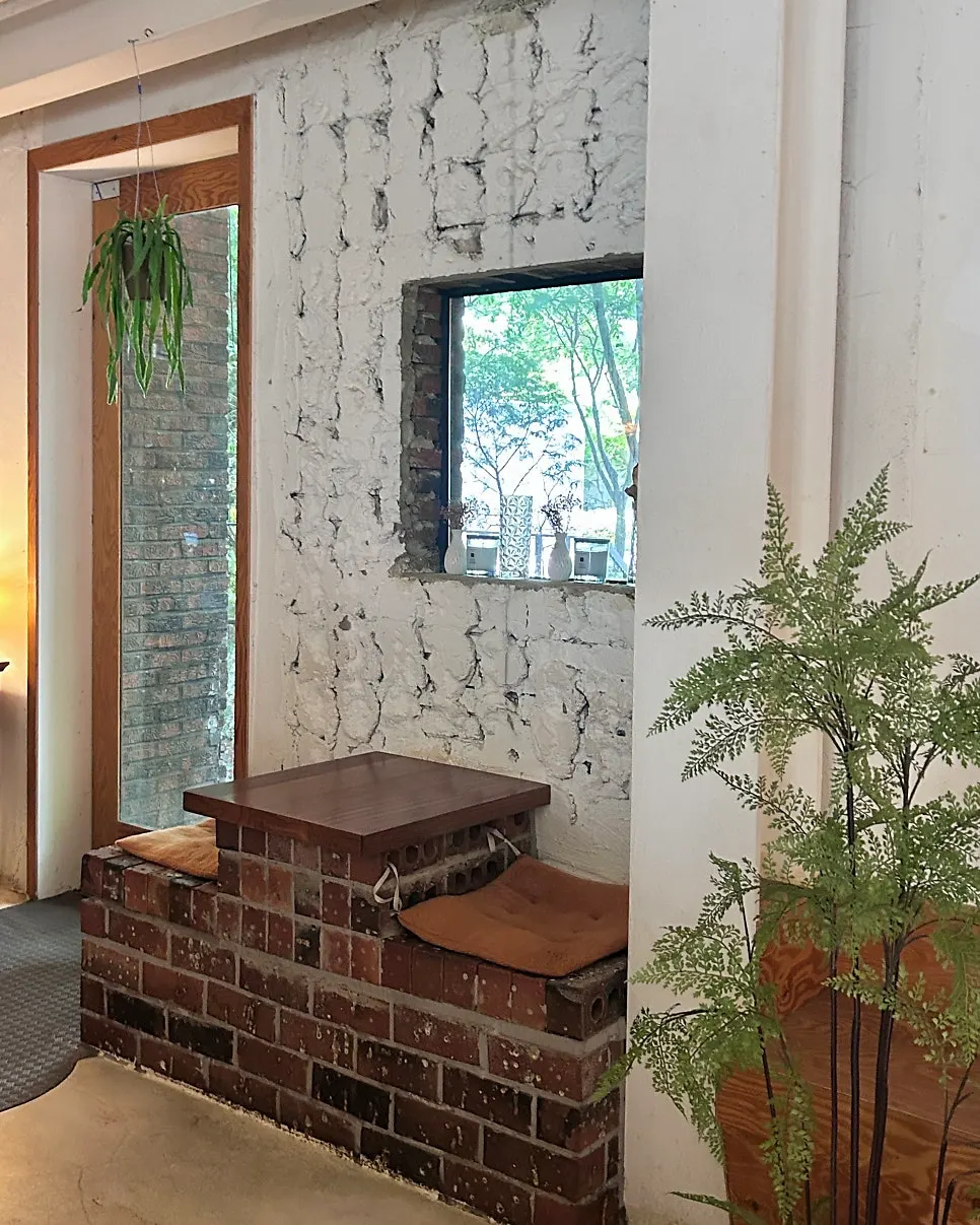 Hours information for 5to7 Seongsu Main Branch