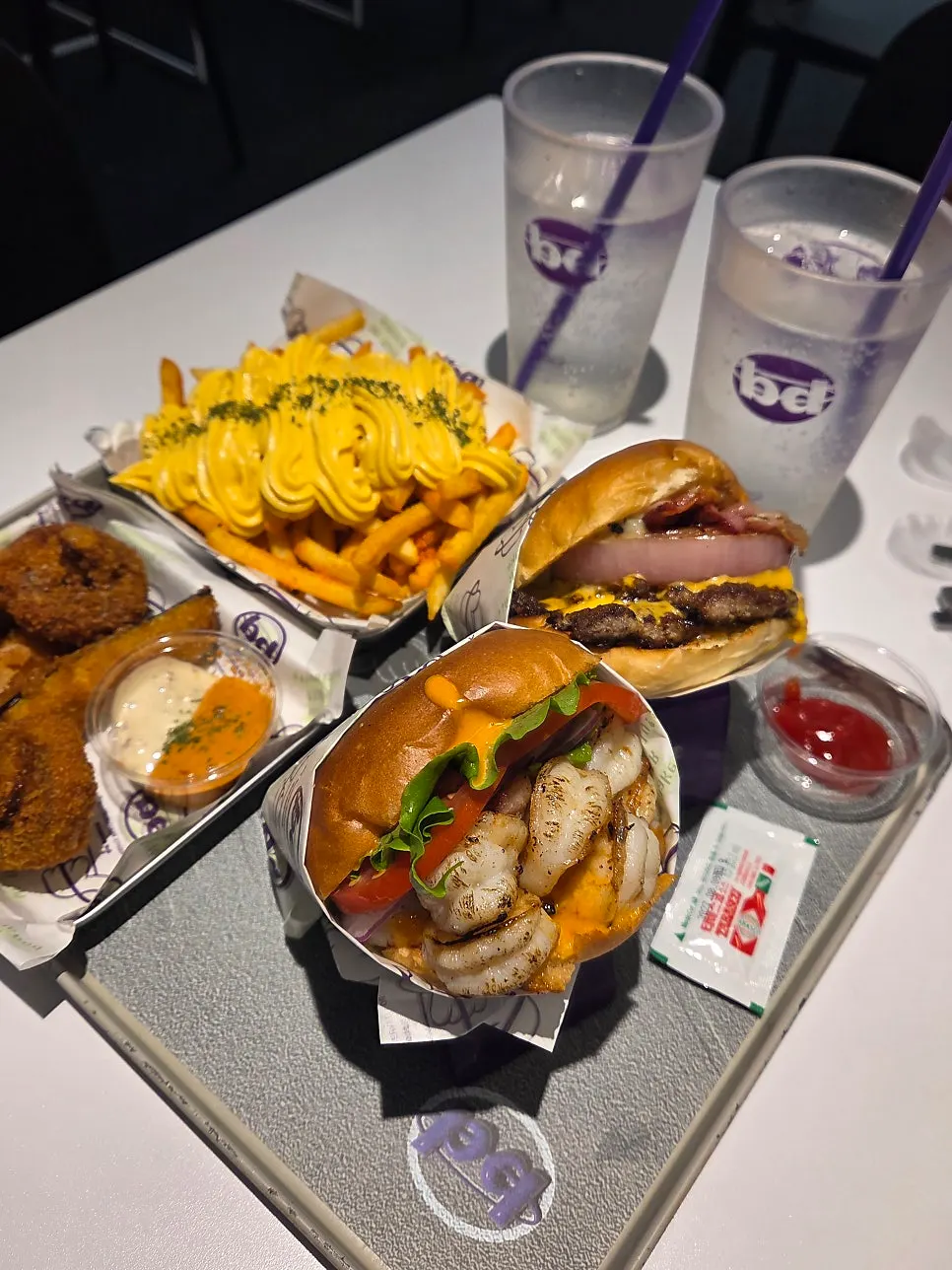 Table at the end of the meal at bd Burger Seongsu
