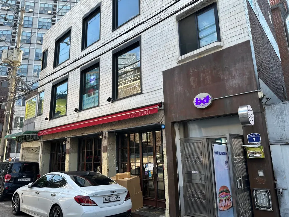 Introductory image of the bd Burger Seongsu shop