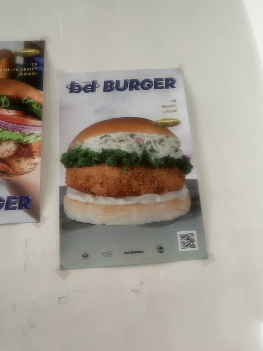 2층 bd버거 성수 매장 내부 좌석