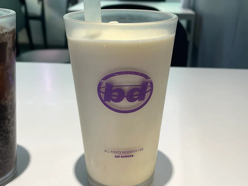 bd버거 성수 음료 사진