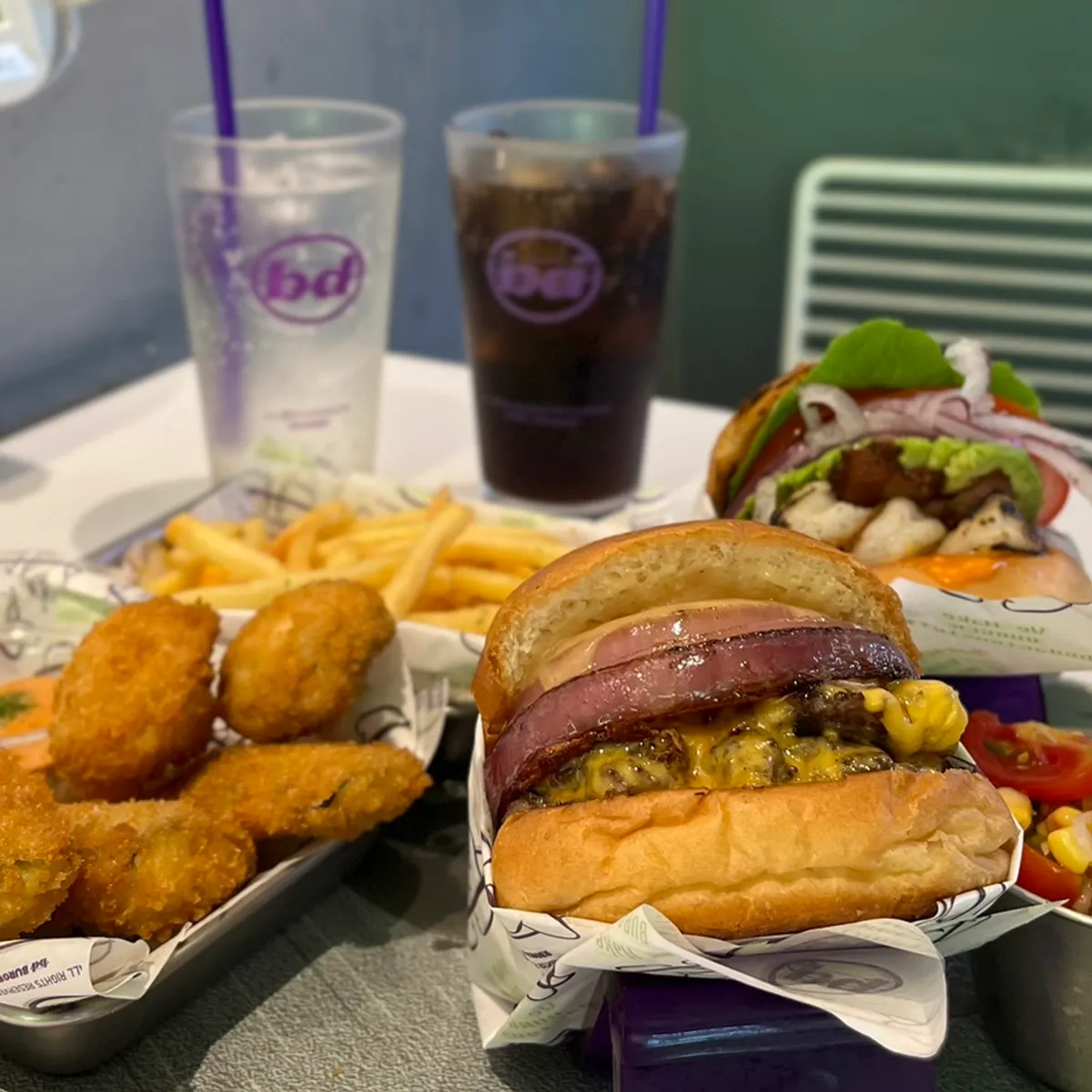 Representative image of handmade burgers at bd Burger Seongsu