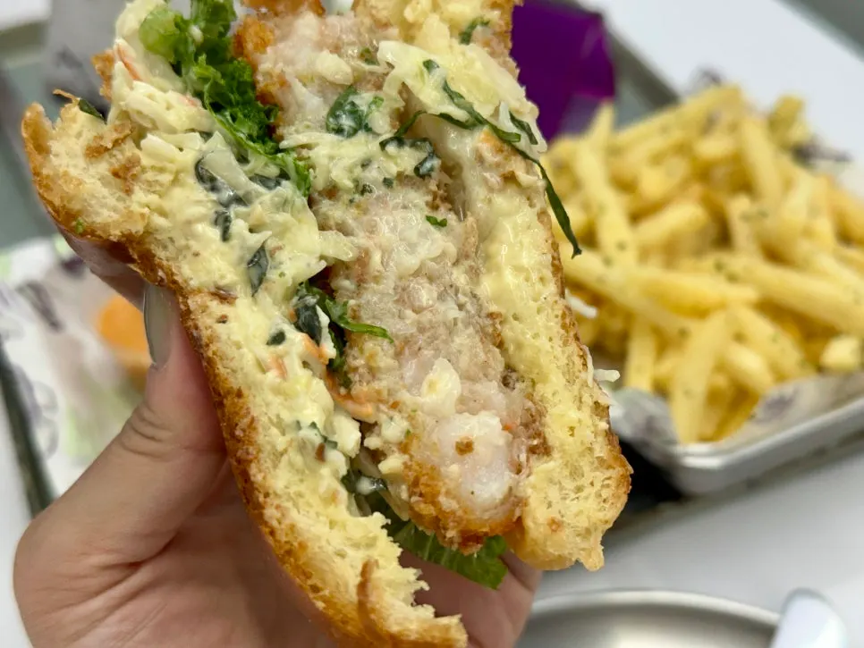 Burger with plump shrimp and vegetables