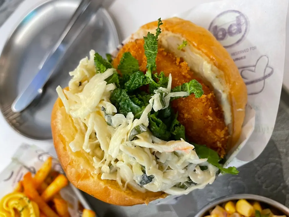 bd Wasabi Shrimp Burger Set with butter garlic fries