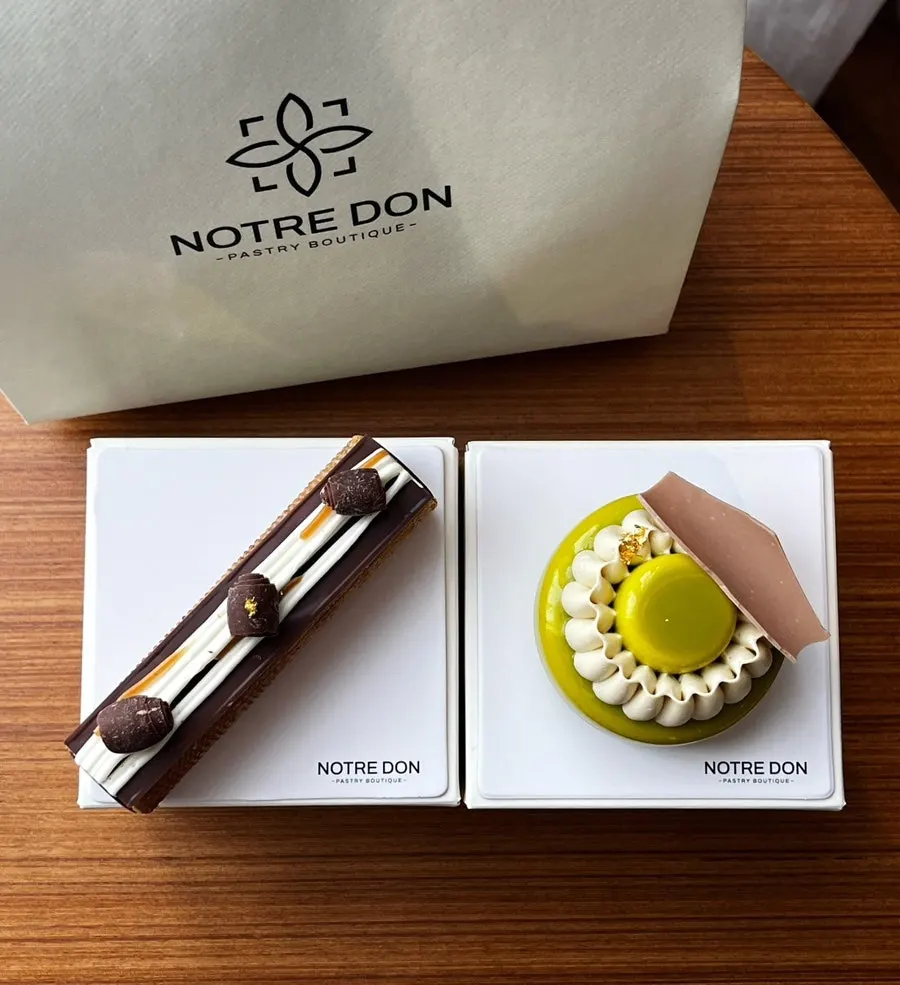 Notldun cake wrapped for a gift