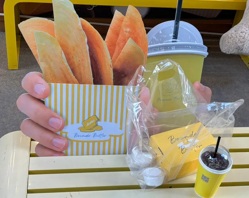 코코넛 크림과 버터카라멜 크림 디핑 소스