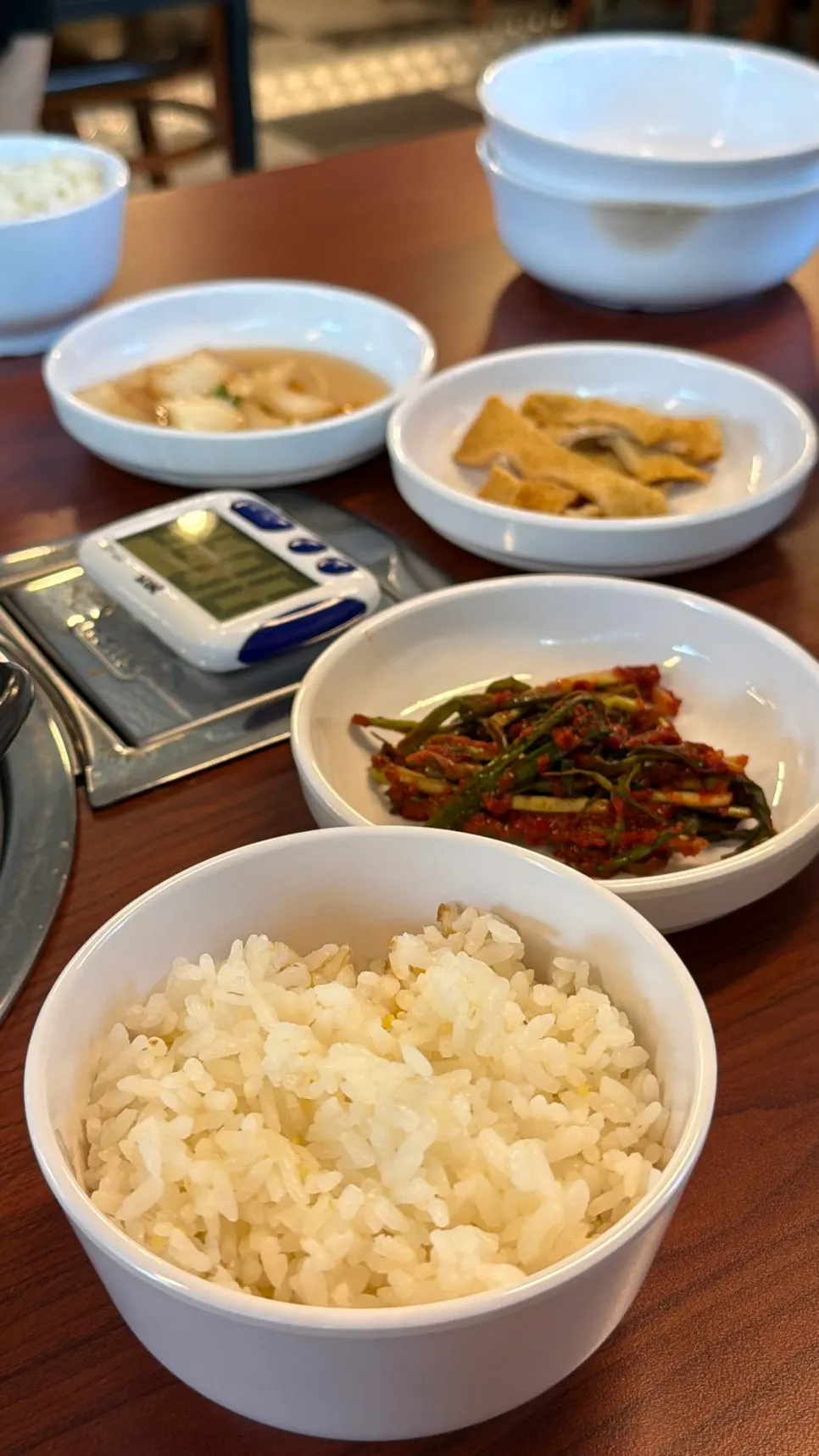 어묵볶음 양파절임 파김치 반찬 세 가지