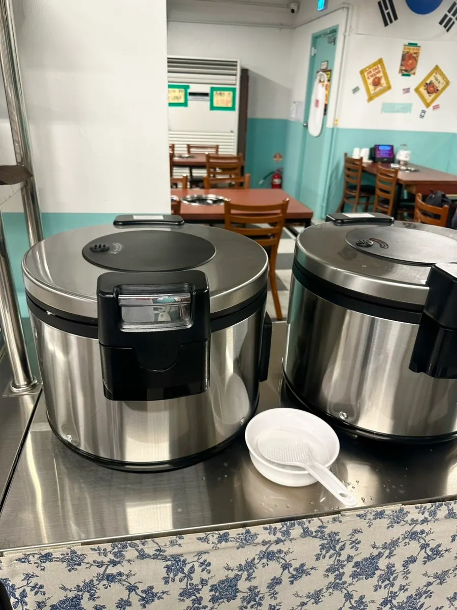 ご飯おかわり自由コーナー