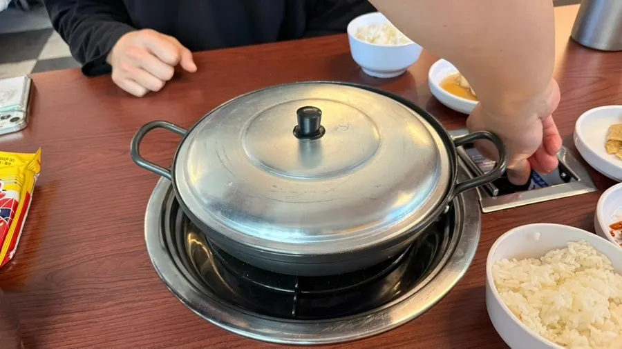 Jindaegwang budae jjigae order