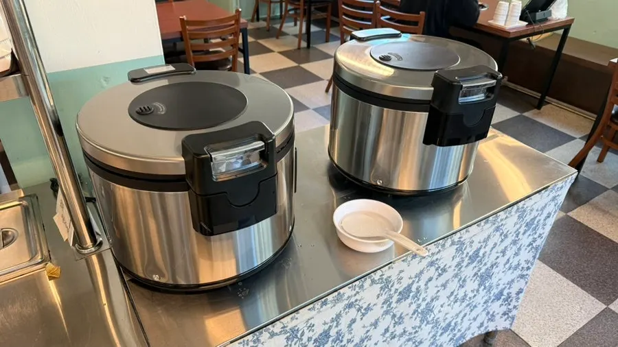Self-service bar for side dish refills