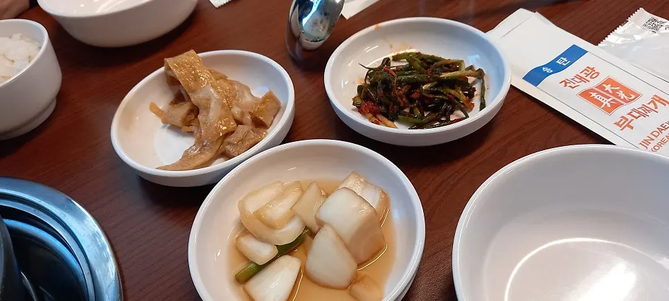 Budae jjigae broth changing color as it boils