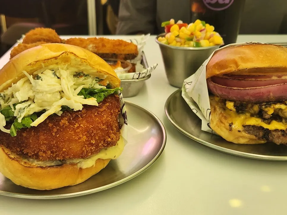 Burger and sides enjoyed in Seongsu