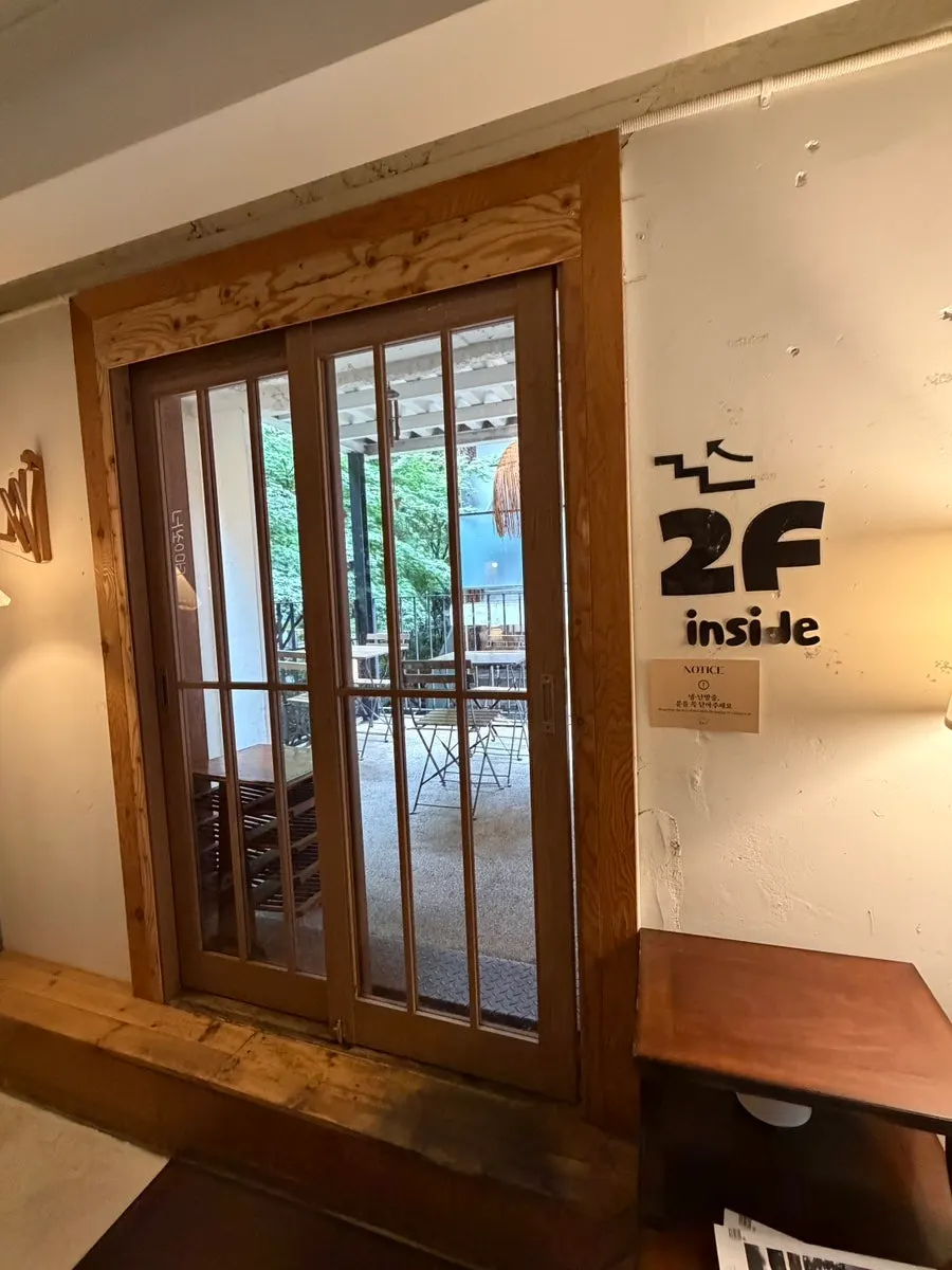 Corner seat and lighting at 5to7 Seongsu Main Branch