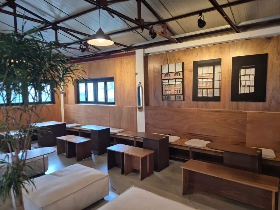 Spacious Biat Seongsu café interior