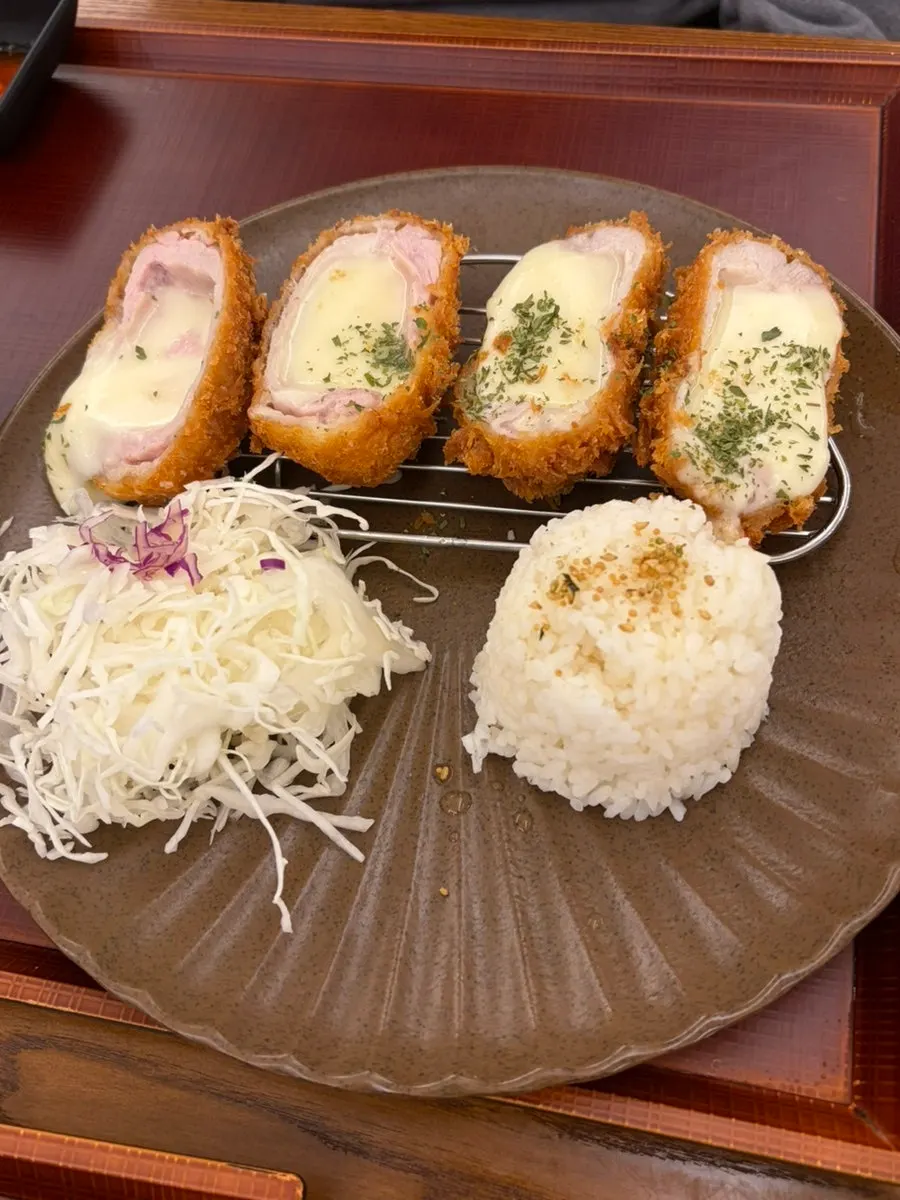 A plate of cheese tonkatsu at Kosi Seongsu Branch