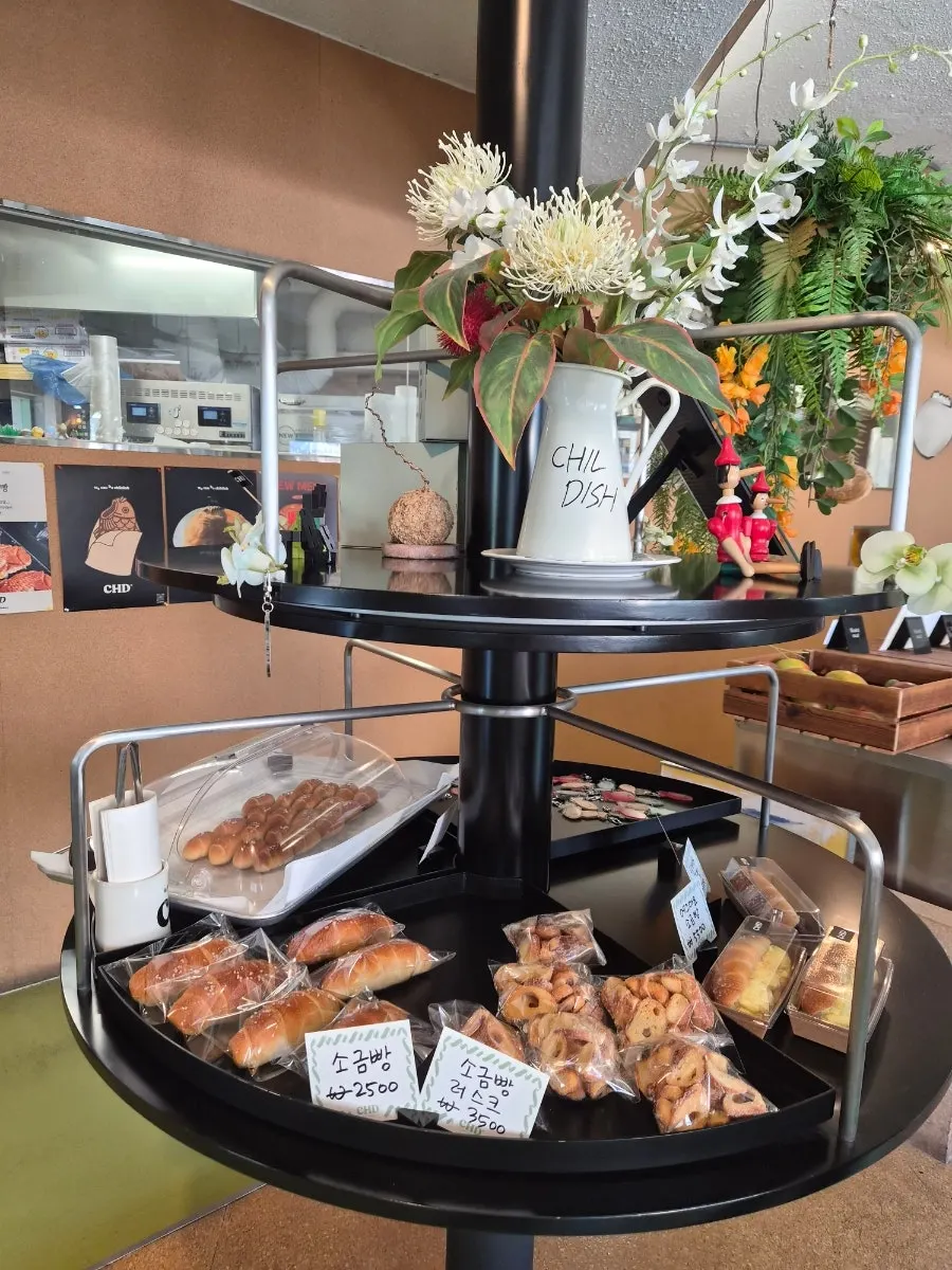 Area around the order counter at Childish