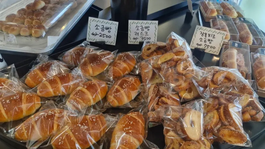 Egg mayo and jambon beurre salt-bread orders