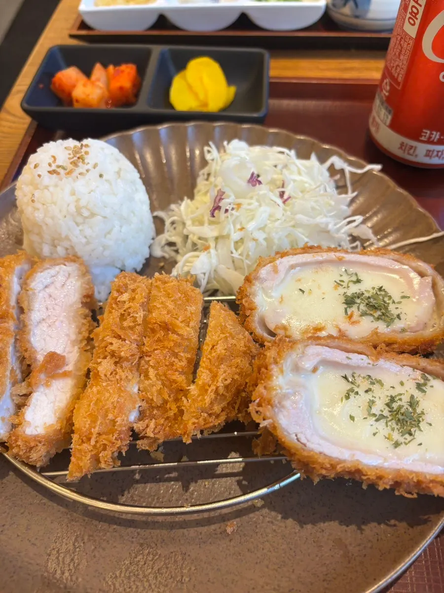 Half-and-half katsu set with mini udon added