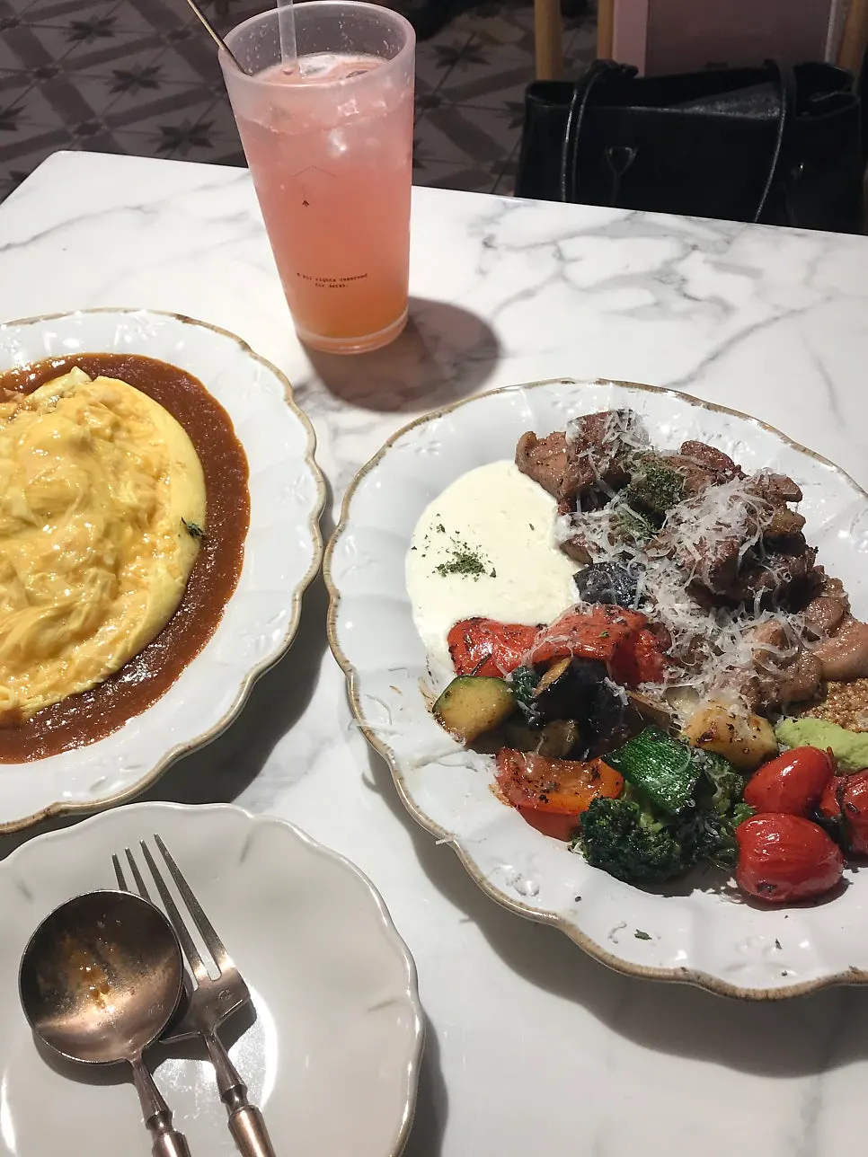 Fried rice and sauce inside the omurice