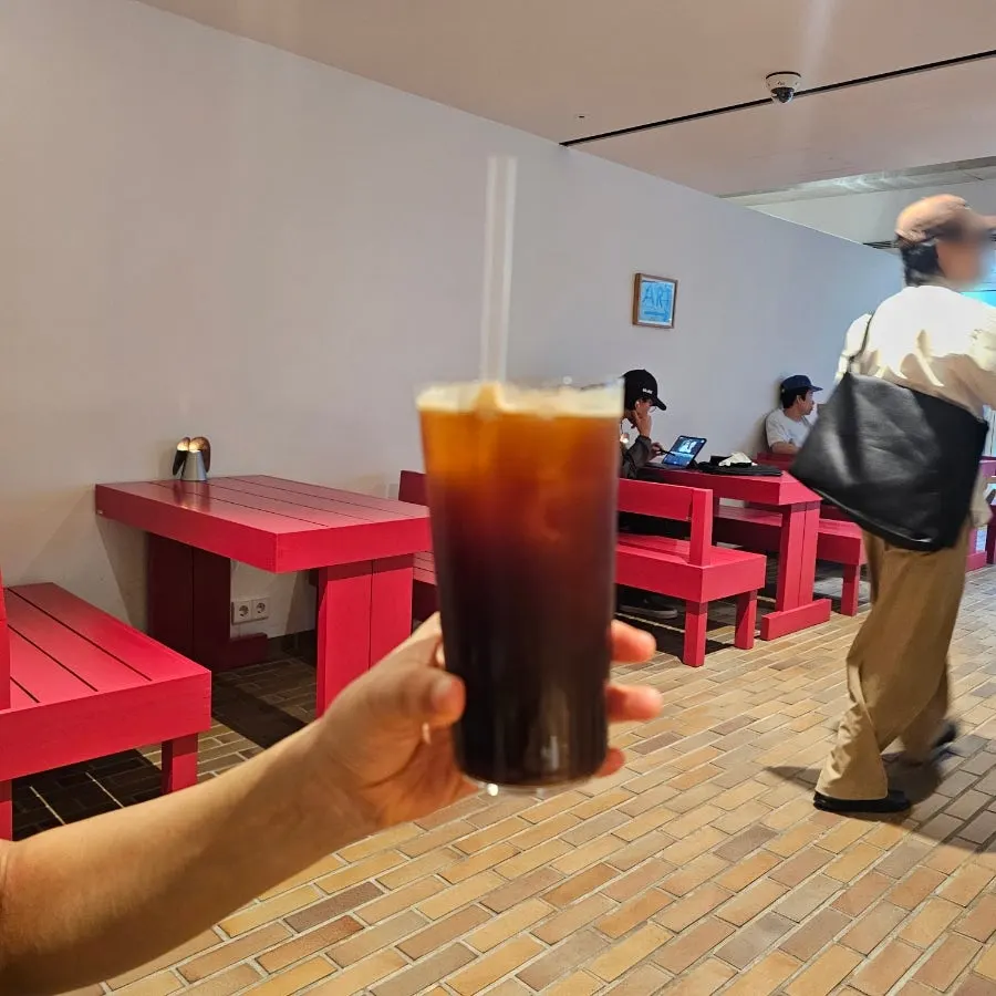 T Coffee's decaf iced americano