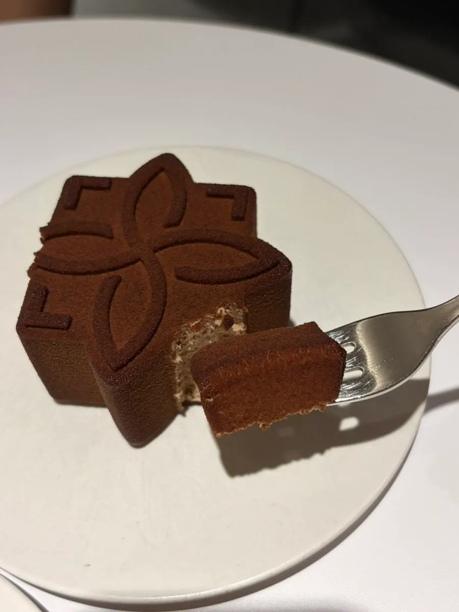 诺特丹招牌黑蛋糕