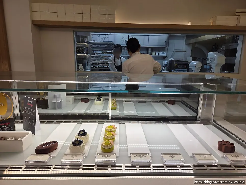 Interior of Notldun with the open kitchen visible