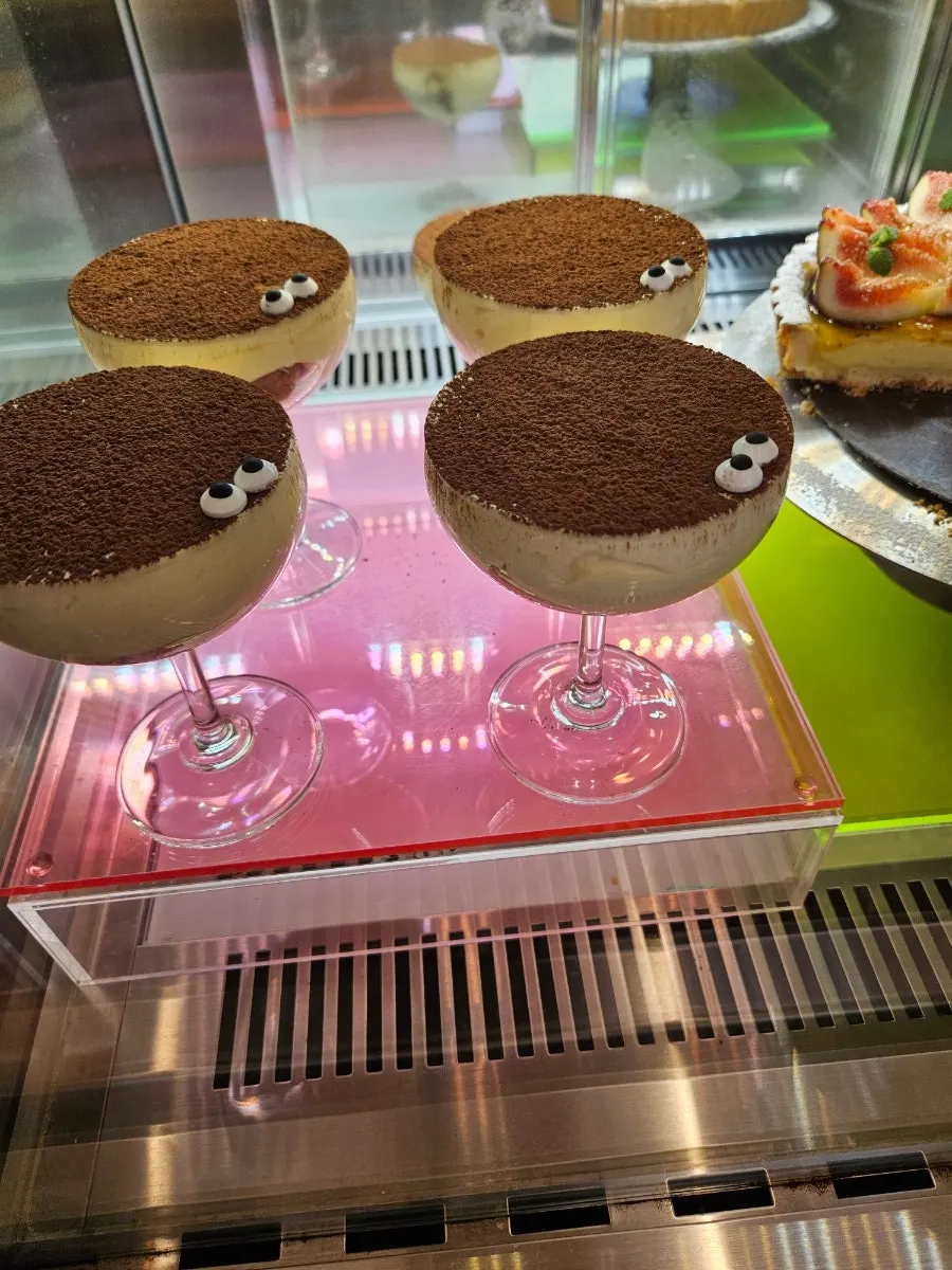 프롤라 테이블 자리