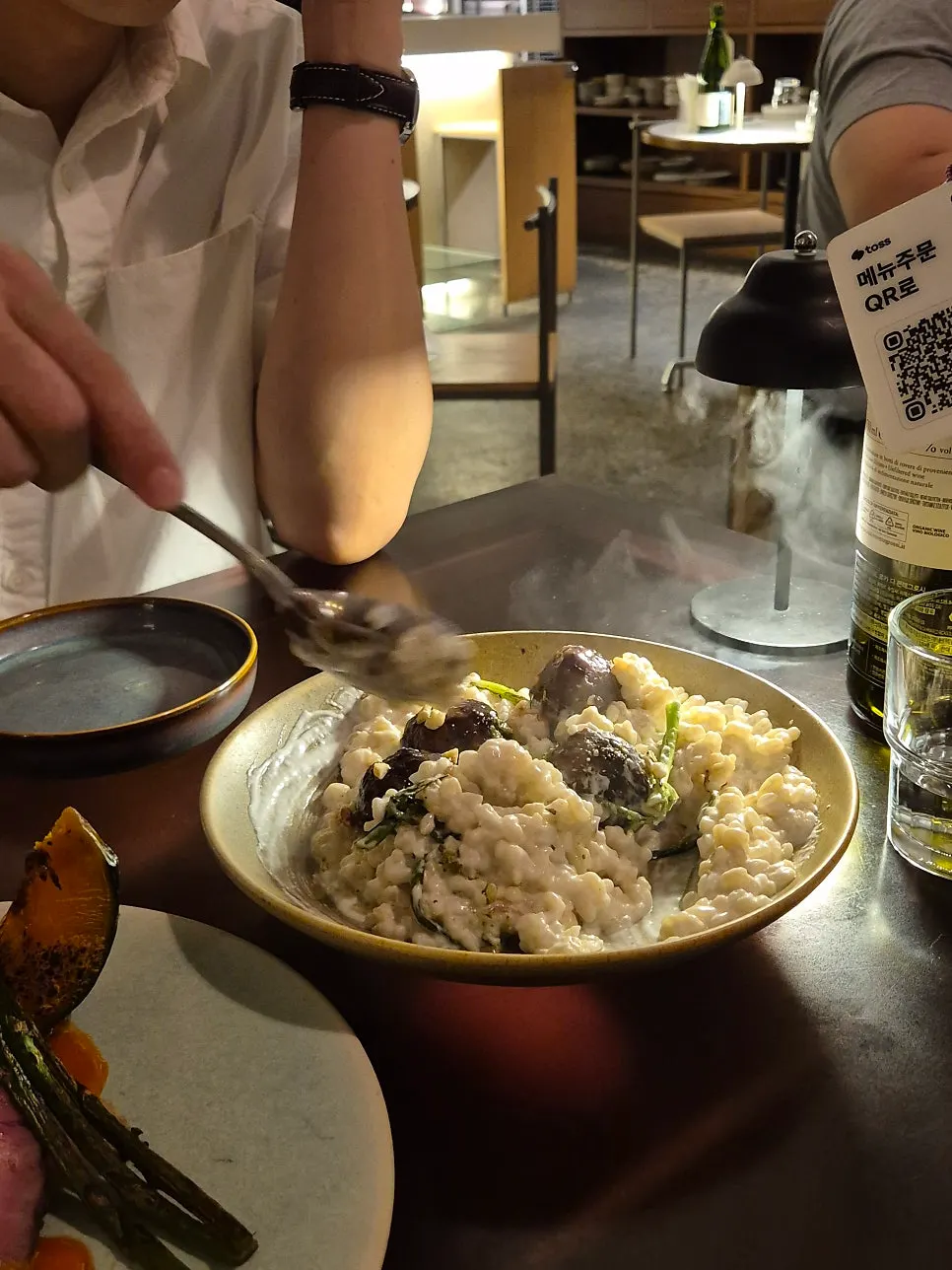 쪽파 떡갈비 리조또 한 접시 클로즈업