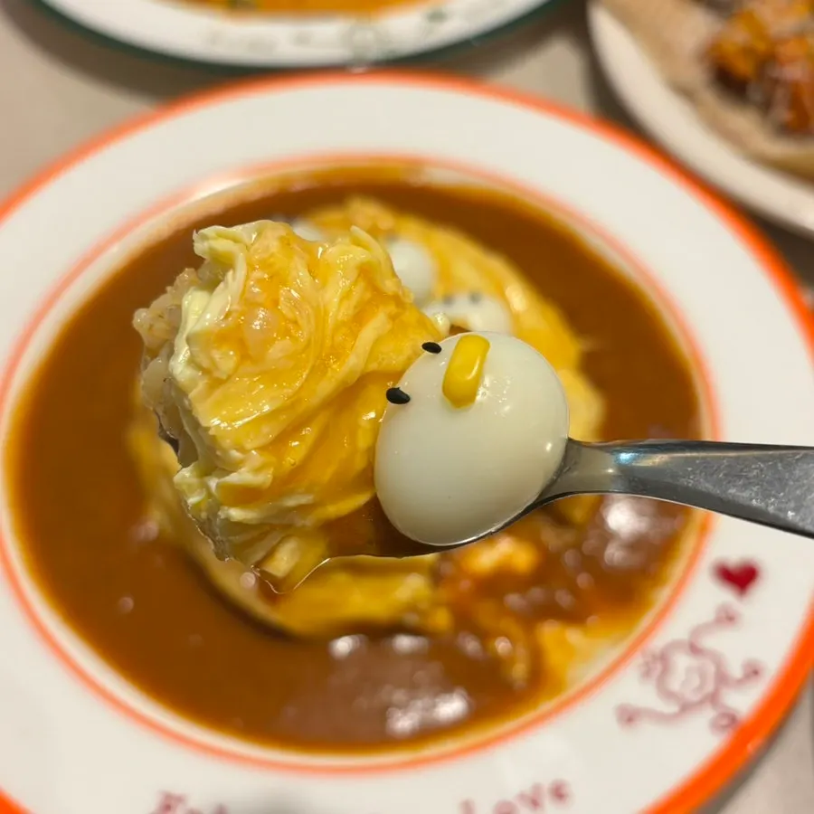Omurice with smooth sauce