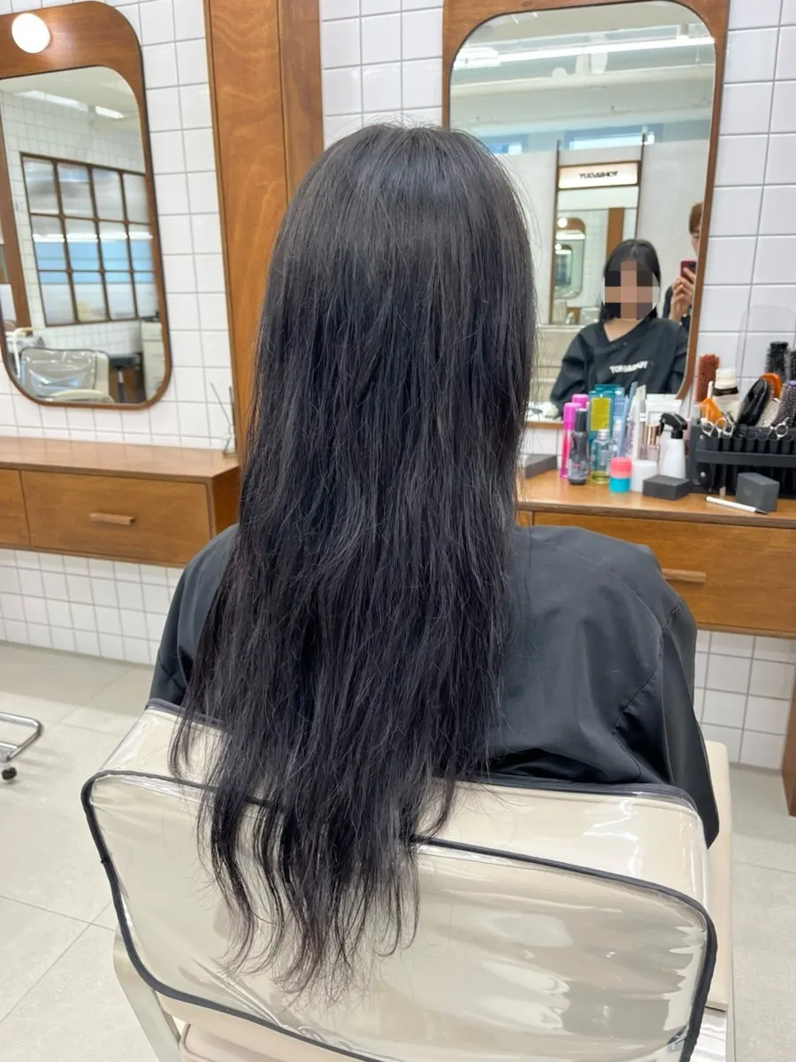 Before shot of long hair before the cut