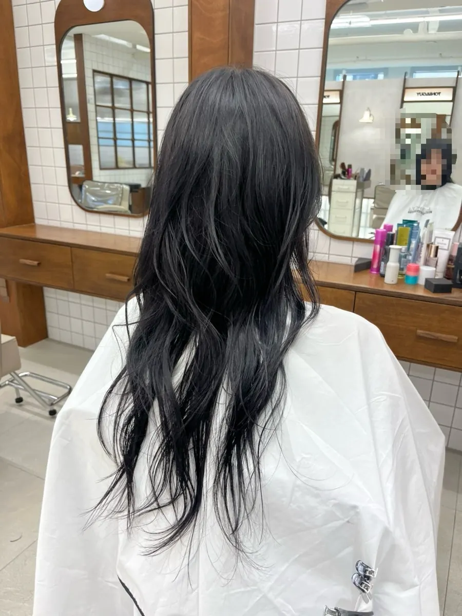 Front view of the finished high layered cut