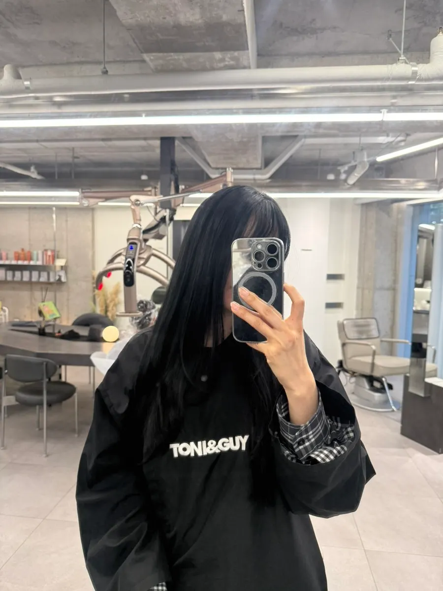 드라이 마친 뒤 살아난 정수리 볼륨