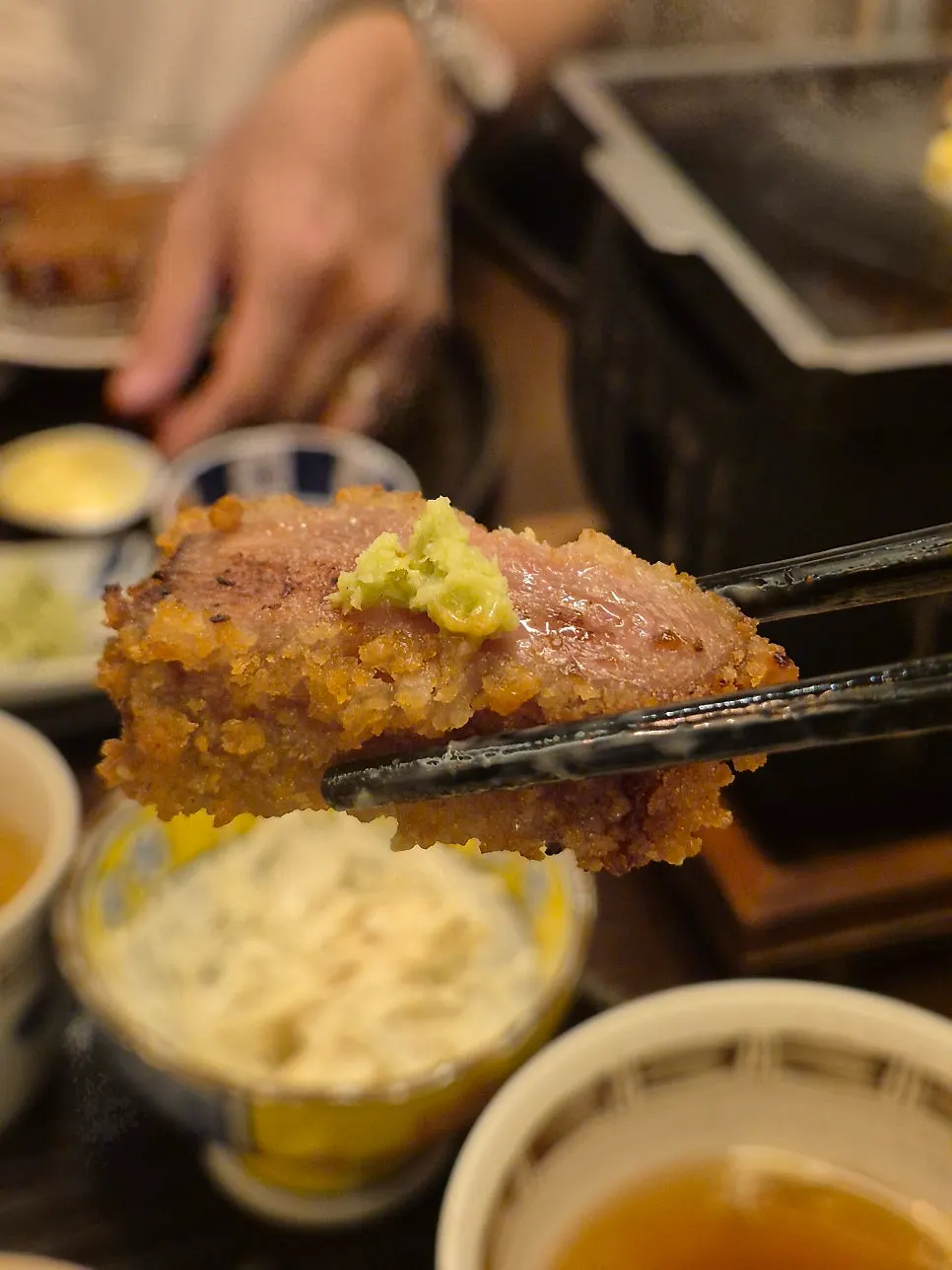 Tenderloin beef cutlet grilled at the table