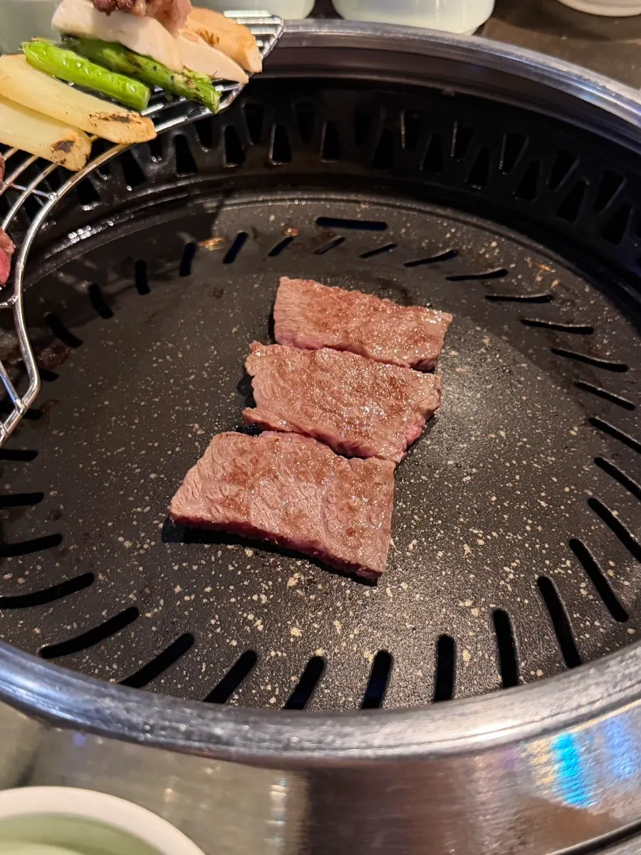 Side ingredients on the grill