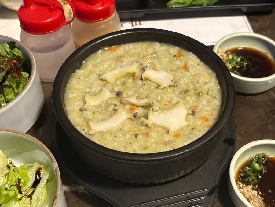 Bibim naengmyeon ordered as a side dish