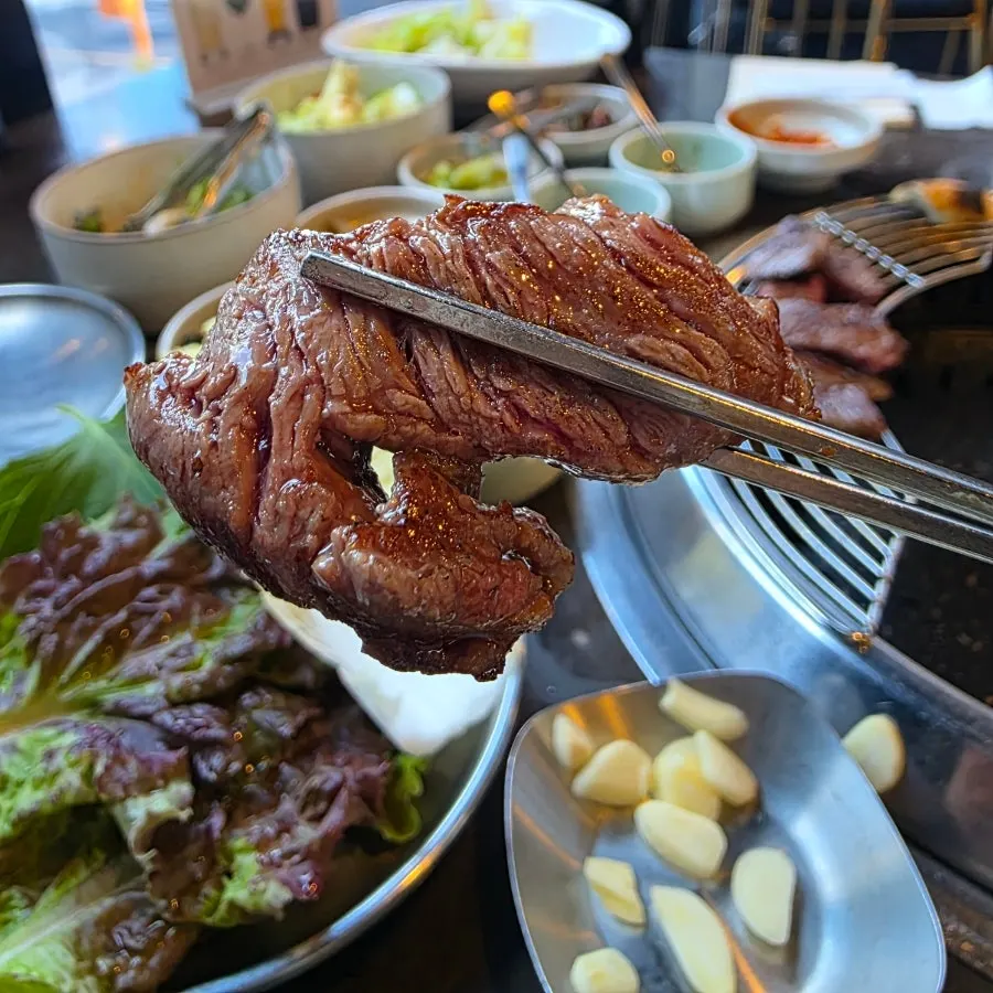 와사비 표고와 함께 먹는 한우
