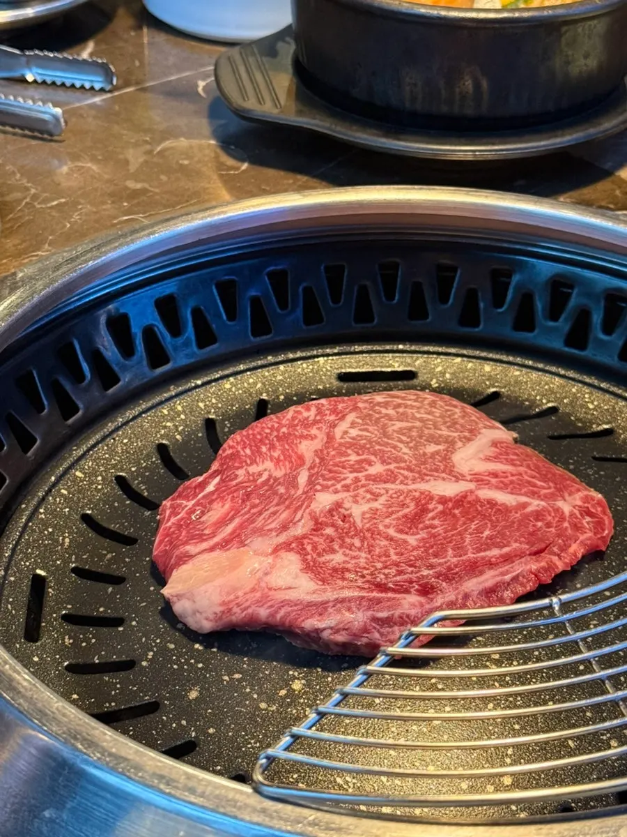 Raw grade 1++ Korean beef with vivid marbling