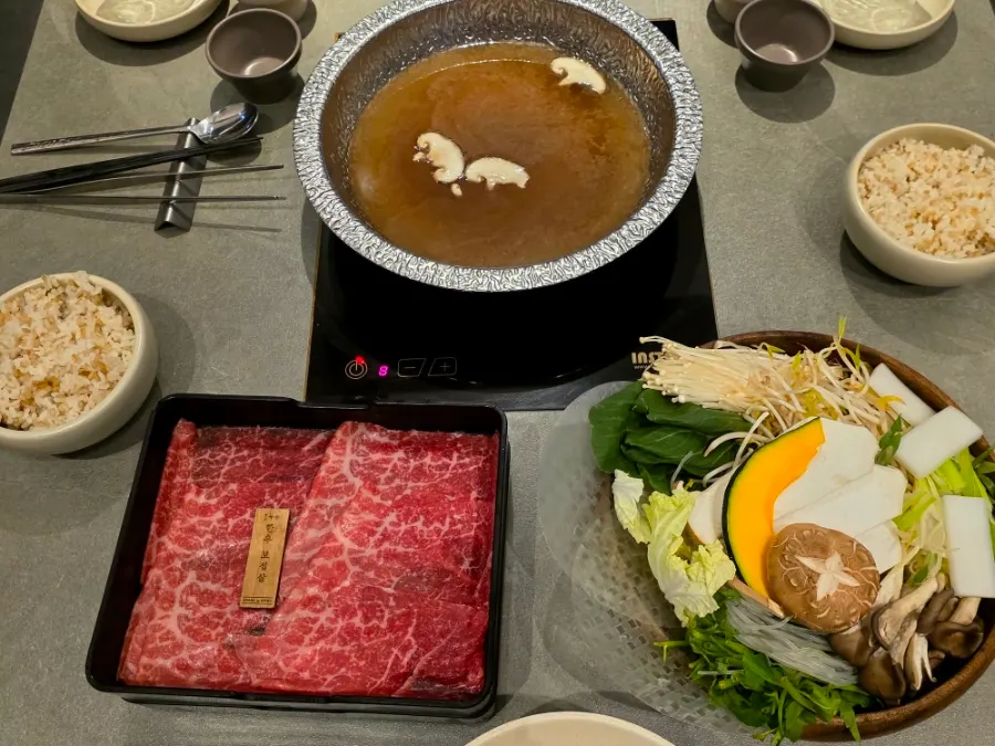 Ordered Hanwoo shabu set menu