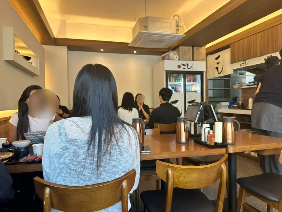 Set meal selection at Kosi Seongsu Branch